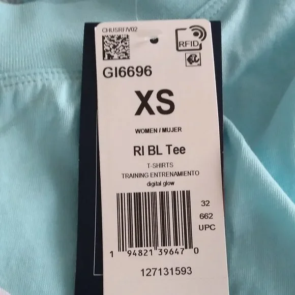 🆕 Reebok Women's Training Essentials Graphic T-Shirt, Blue Digital Glow, NWT - Picture 3 of 9